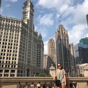 Meet your Posher, Ava